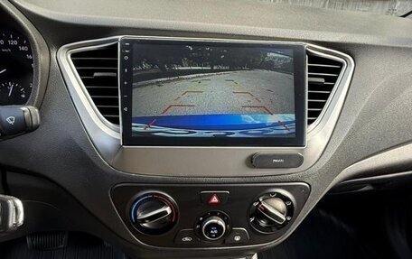 Hyundai Solaris II рестайлинг, 2019 год, 1 450 000 рублей, 14 фотография