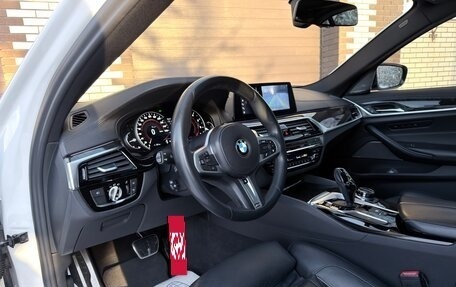 BMW 5 серия, 2017 год, 4 950 000 рублей, 29 фотография