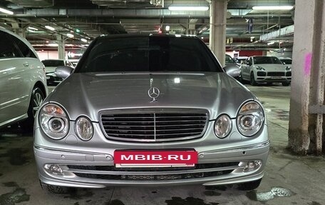 Mercedes-Benz E-Класс, 2005 год, 1 300 000 рублей, 2 фотография