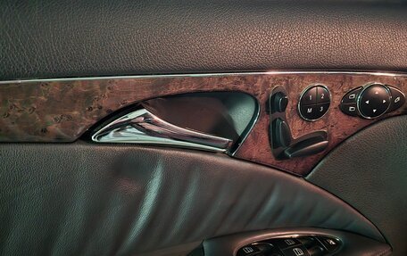 Mercedes-Benz E-Класс, 2005 год, 1 300 000 рублей, 11 фотография