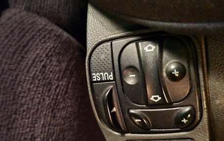 Mercedes-Benz E-Класс, 2005 год, 1 300 000 рублей, 13 фотография