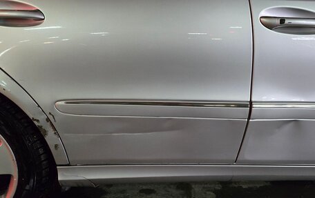 Mercedes-Benz E-Класс, 2005 год, 1 300 000 рублей, 21 фотография