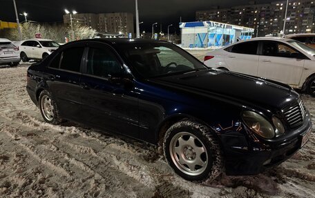 Mercedes-Benz E-Класс, 2002 год, 699 999 рублей, 3 фотография
