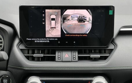 Toyota RAV4, 2025 год, 4 090 000 рублей, 19 фотография