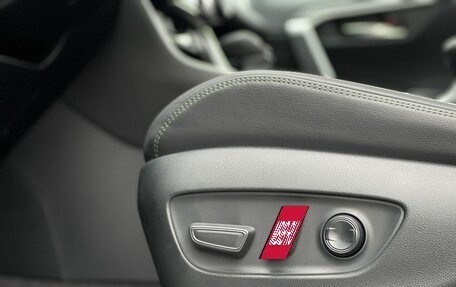 Toyota RAV4, 2025 год, 4 090 000 рублей, 34 фотография