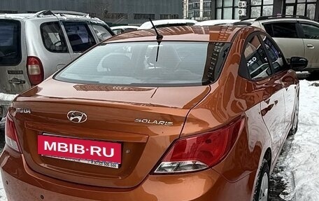 Hyundai Solaris II рестайлинг, 2015 год, 800 000 рублей, 4 фотография