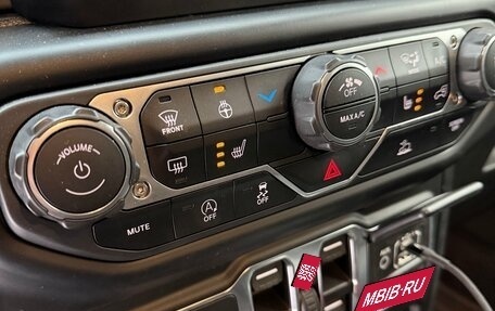 Jeep Wrangler, 2022 год, 6 900 000 рублей, 13 фотография