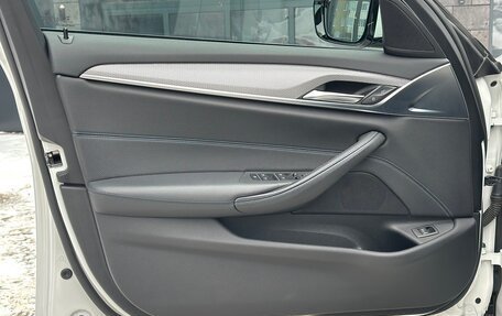 BMW 5 серия, 2019 год, 3 420 000 рублей, 19 фотография