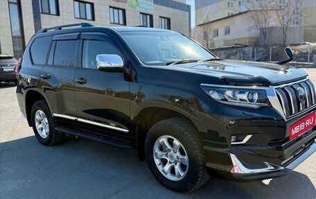 Toyota Land Cruiser Prado 150 рестайлинг 2, 2019 год, 4 500 000 рублей, 6 фотография
