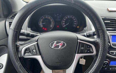 Hyundai Solaris II рестайлинг, 2012 год, 820 000 рублей, 8 фотография