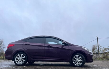 Hyundai Solaris II рестайлинг, 2012 год, 820 000 рублей, 15 фотография