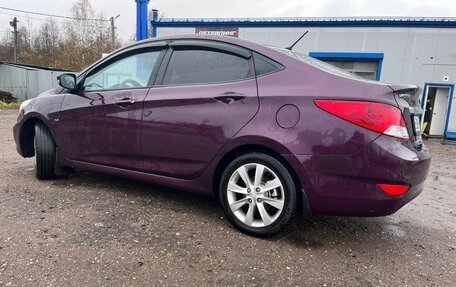 Hyundai Solaris II рестайлинг, 2012 год, 820 000 рублей, 17 фотография