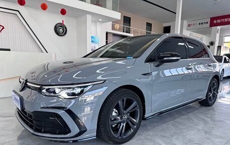 Volkswagen Golf VIII, 2022 год, 1 490 000 рублей, 1 фотография