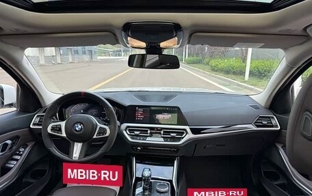 BMW 3 серия, 2021 год, 2 610 000 рублей, 10 фотография