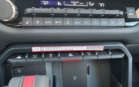 Toyota Sequoia, 2025 год, 13 799 000 рублей, 14 фотография