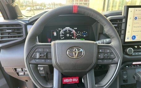 Toyota Sequoia, 2025 год, 13 799 000 рублей, 11 фотография