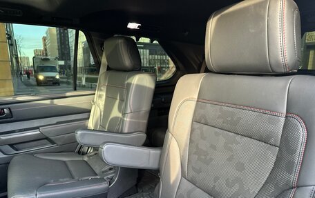 Toyota Sequoia, 2025 год, 13 799 000 рублей, 28 фотография