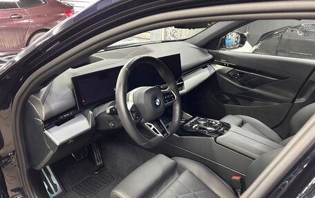 BMW 5 серия, 2024 год, 7 000 000 рублей, 6 фотография