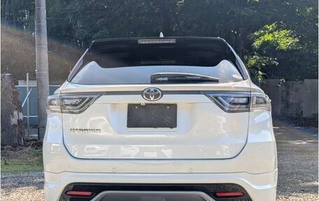 Toyota Harrier, 2017 год, 2 023 000 рублей, 5 фотография