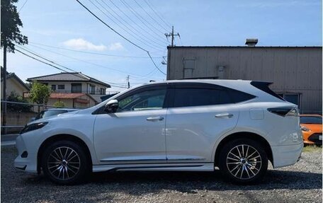 Toyota Harrier, 2017 год, 2 023 000 рублей, 3 фотография