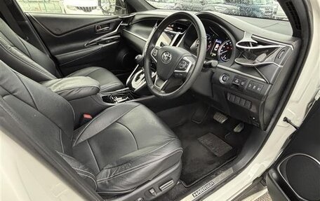 Toyota Harrier, 2017 год, 2 023 000 рублей, 9 фотография