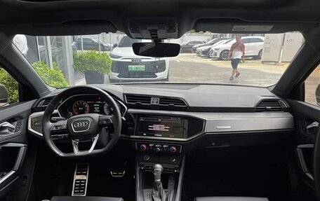 Audi Q3, 2022 год, 2 323 000 рублей, 10 фотография