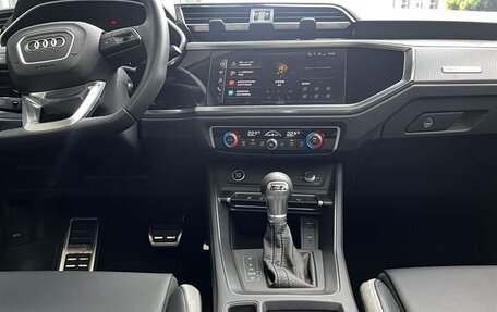 Audi Q3, 2022 год, 2 323 000 рублей, 11 фотография