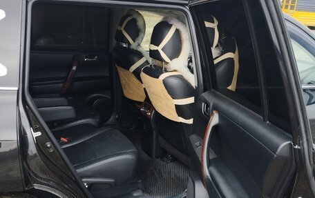 Toyota Highlander III, 2011 год, 1 400 000 рублей, 14 фотография