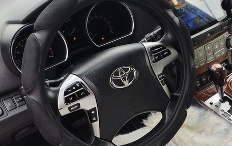 Toyota Highlander III, 2011 год, 1 400 000 рублей, 12 фотография