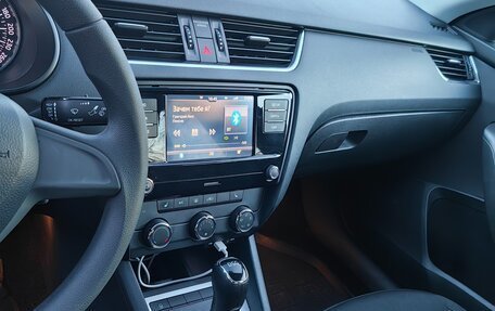 Skoda Octavia, 2017 год, 1 350 000 рублей, 6 фотография