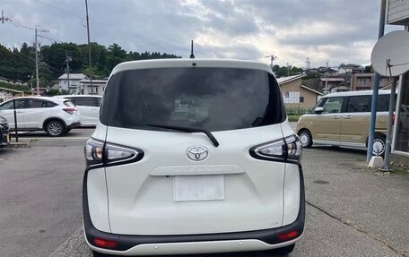 Toyota Sienta II, 2021 год, 1 147 000 рублей, 6 фотография