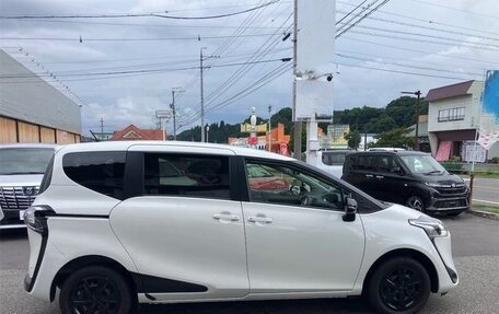 Toyota Sienta II, 2021 год, 1 147 000 рублей, 4 фотография