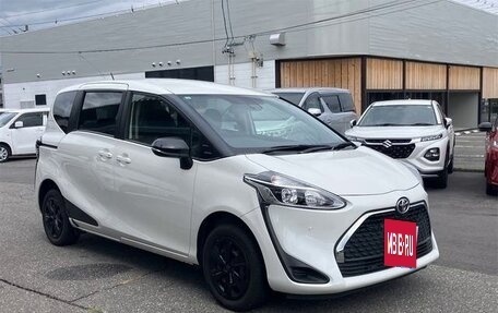 Toyota Sienta II, 2021 год, 1 147 000 рублей, 3 фотография