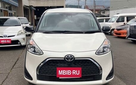 Toyota Sienta II, 2021 год, 1 147 000 рублей, 2 фотография