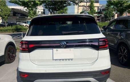 Volkswagen T-Cross I, 2023 год, 1 298 000 рублей, 5 фотография