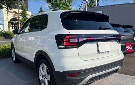 Volkswagen T-Cross I, 2023 год, 1 298 000 рублей, 6 фотография