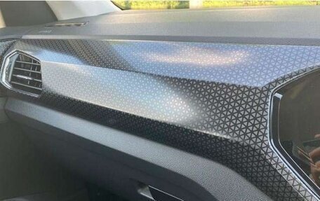 Volkswagen T-Cross I, 2023 год, 1 298 000 рублей, 13 фотография