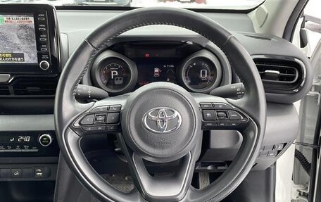 Toyota Yaris Cross, 2021 год, 1 496 000 рублей, 11 фотография