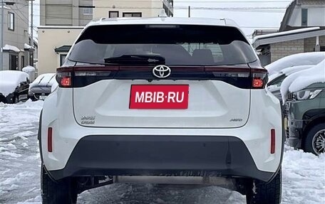 Toyota Yaris Cross, 2021 год, 1 496 000 рублей, 6 фотография