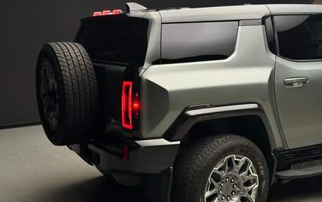 GMC Hummer EV, 2023 год, 12 000 000 рублей, 9 фотография