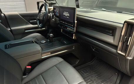 GMC Hummer EV, 2023 год, 12 000 000 рублей, 23 фотография