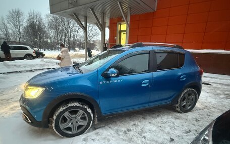 Renault Sandero II рестайлинг, 2020 год, 1 100 000 рублей, 4 фотография