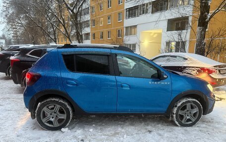 Renault Sandero II рестайлинг, 2020 год, 1 100 000 рублей, 3 фотография