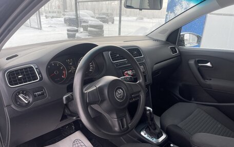 Volkswagen Polo VI (EU Market), 2011 год, 747 000 рублей, 11 фотография