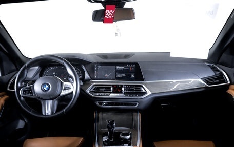 BMW X5, 2019 год, 7 350 000 рублей, 13 фотография