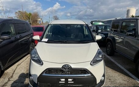 Toyota Sienta II, 2018 год, 1 078 689 рублей, 1 фотография