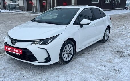 Toyota Corolla, 2021 год, 2 300 000 рублей, 2 фотография