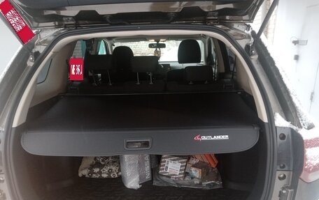 Mitsubishi Outlander III рестайлинг 3, 2015 год, 1 670 000 рублей, 14 фотография