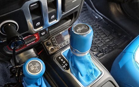 Jeep Wrangler, 2019 год, 5 930 000 рублей, 8 фотография