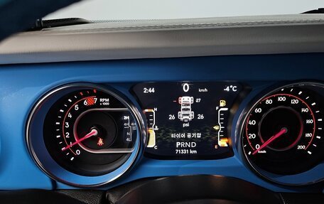 Jeep Wrangler, 2019 год, 5 930 000 рублей, 7 фотография